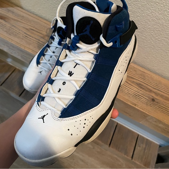 Jordan 6 Rings Team Royals - Picture 2 of 8